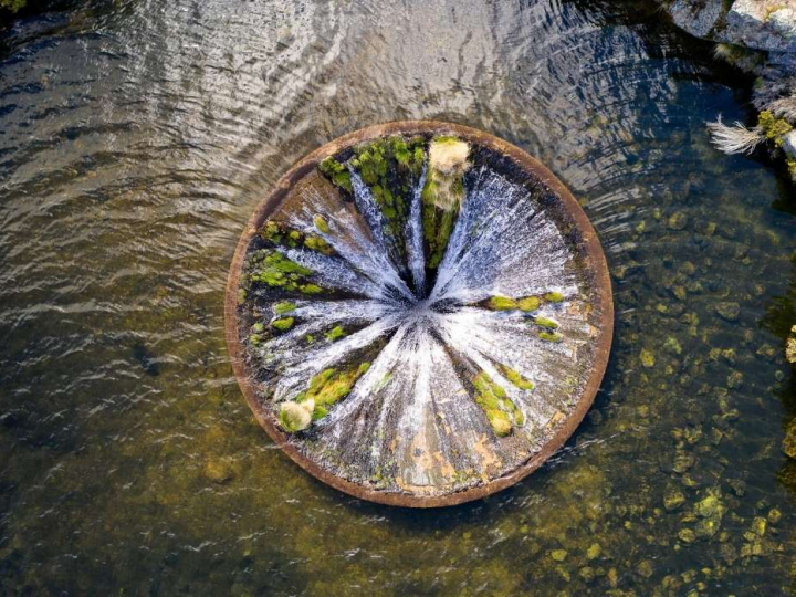 HIDDEN GEM: This waterhole in Portugal looks like a portal to another dimension